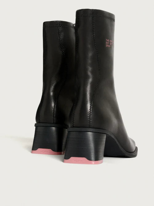 BOTA TACÓN  DATE NEGRO