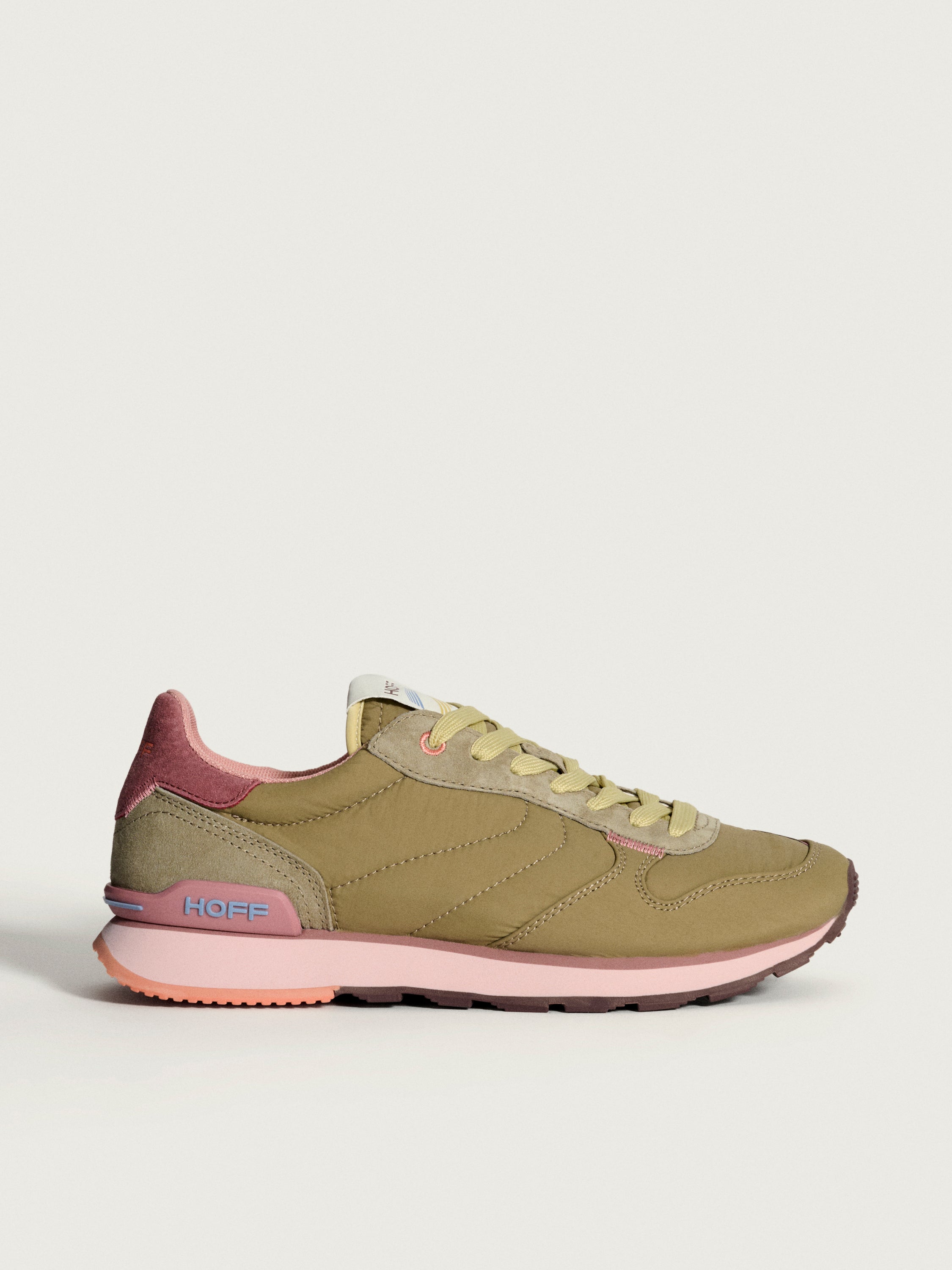 TRACK & FIELD KHAKI