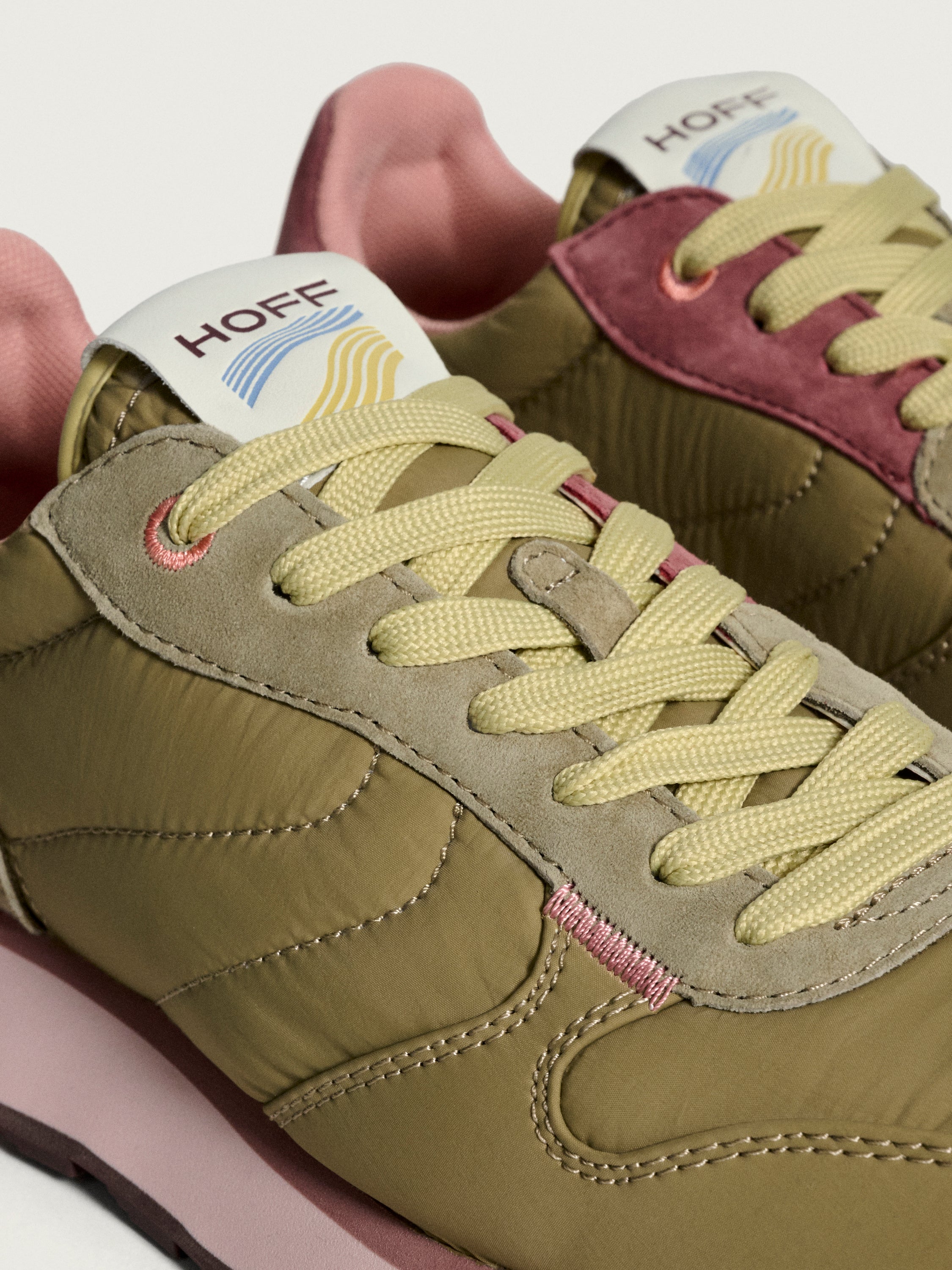 TRACK & FIELD KHAKI